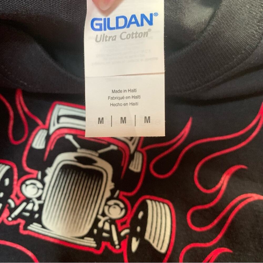 Gildan Tag Hot Rod Vintage Car Shirt Size Medium Im Not Old Im Classic Tee Shirt - Picture 3 of 8